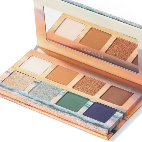 Lawless The Winter Beach One Palette - Picture 3 of 8